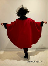 Load image into Gallery viewer, Cape en laine et polyester, fleurs, guipure, perles, cristaux, Hélène Clermont par ENVERS