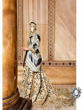 Charger l'image dans la galerie, Masque voile dentelle Hommage à Catherine de Médicis / Serafino pour ENVERS / mariée / mariage / wedding / liturgie / monarchie / diamants / diamonds / or / turquoises / rubellites tourmalines / perles / pearls / gold / tapis rouge / première / gala