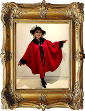 Load image into Gallery viewer, Cape Hélène Clermont par ENVERS
