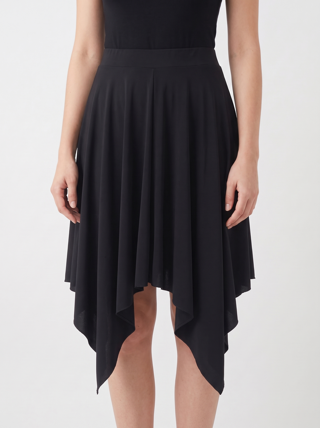 Jupe Basique Chic à pointes