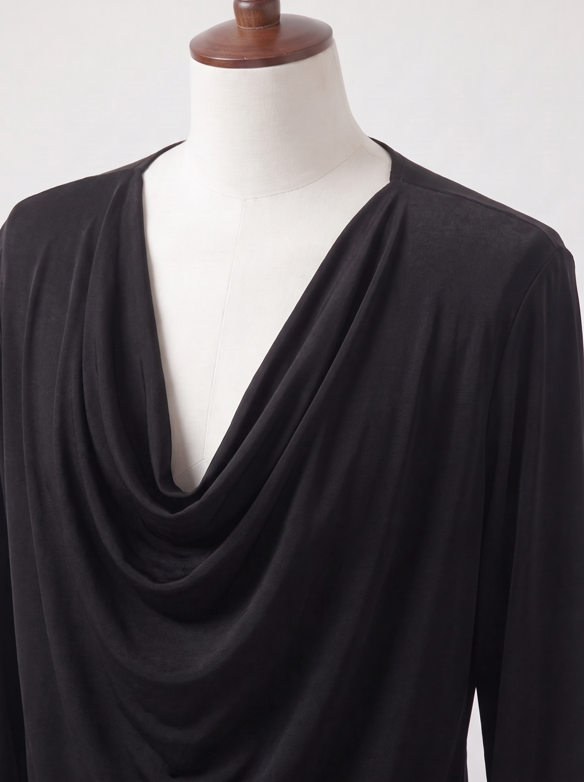 T-shirt manches longues Basique Chic à col drapé