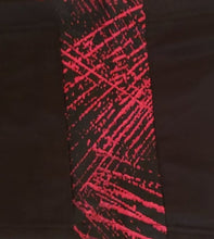 Load image into Gallery viewer, Sous-vêtement Boxer / sportif / anatomique / 8 options: noir, marine, rouge, blanc, noir bandes rouges, Paisley marine, Paisley mauve, blanc motif love rouge
