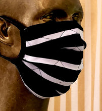 Charger l&#39;image dans la galerie, Masque Concerto / Hommage à Marcel Barbeau / peintre sculpteur / édition limitée de 50 masques uniques et différents / 50% des ventes est versé à la Fondation Marcel Barbeau / 2 choix de style : élastiques autour des oreilles ou derrière tête et cou
