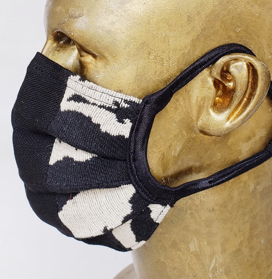 Masque Love AFRICA / style chirurgical  / 80% polyester 20% laine / zèbre noir et beige /