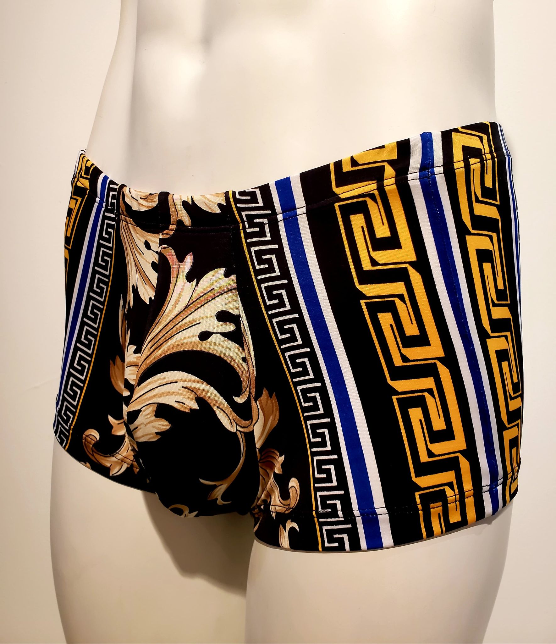 Robe de chambre 160.00 /peignoir /men's bathrobe/ boxer 80.00 / short 125.00