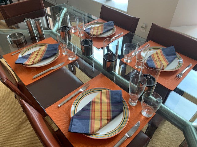 Nappes serviettes de table sur mesure  / liste de mariage /designer home tablecloths