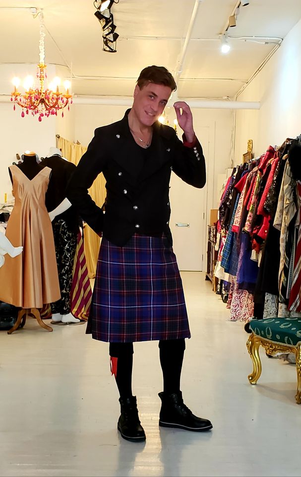 Kilt Écossais de Julie Perron / SUR-MESURE seulement  / MADE TO MEASURE only / Scotland / tartan 100% laine / plaid / Scottish / Écosses / skirt / Montreal tartan plaid / uniforme militaire / mariage / protocole / cérémonie / tradition ancestrale